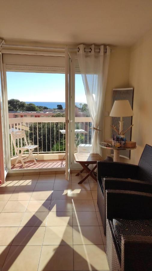 Appartement Lumineux Vue Mer Fréjus Dış mekan fotoğraf